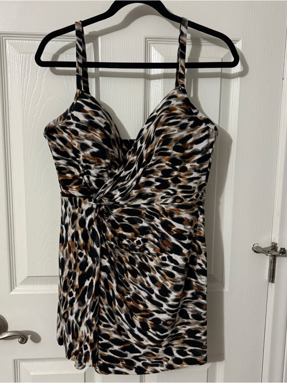 Miraclesuit Women's Adora Swimdress NWOT 14 Leopard Fur Realz